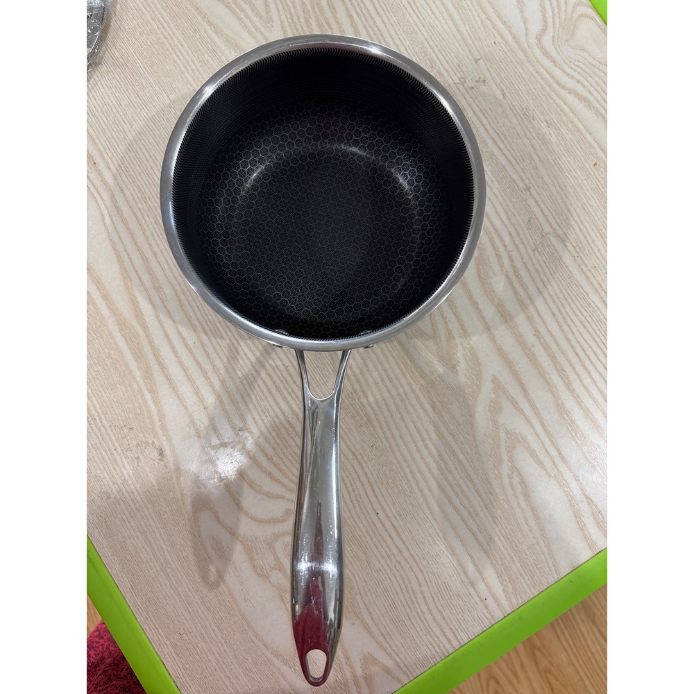HexClad 2 qt pot Hybrid Stainless Steel Saucepan with lid